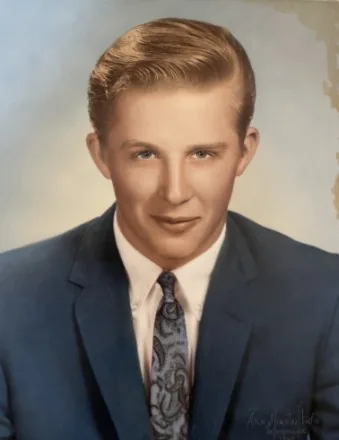 Arnold Gene Elftman