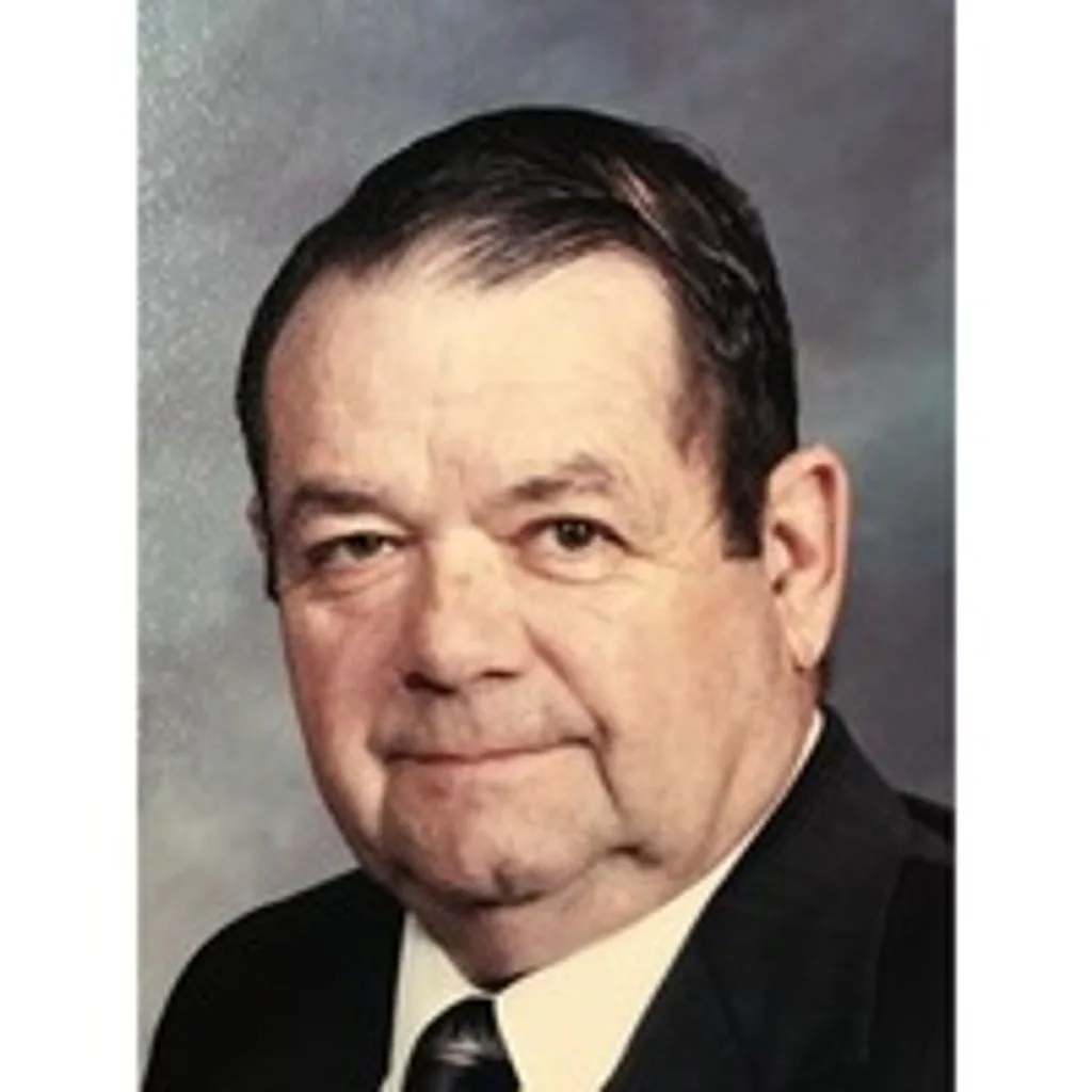 Portrait of Donald Vanderostyne
