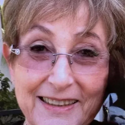 Myra Lee Weiss