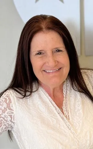 Cynthia Esther 