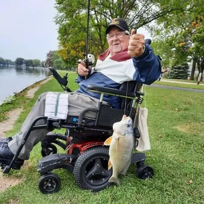 Larry L. Vegter