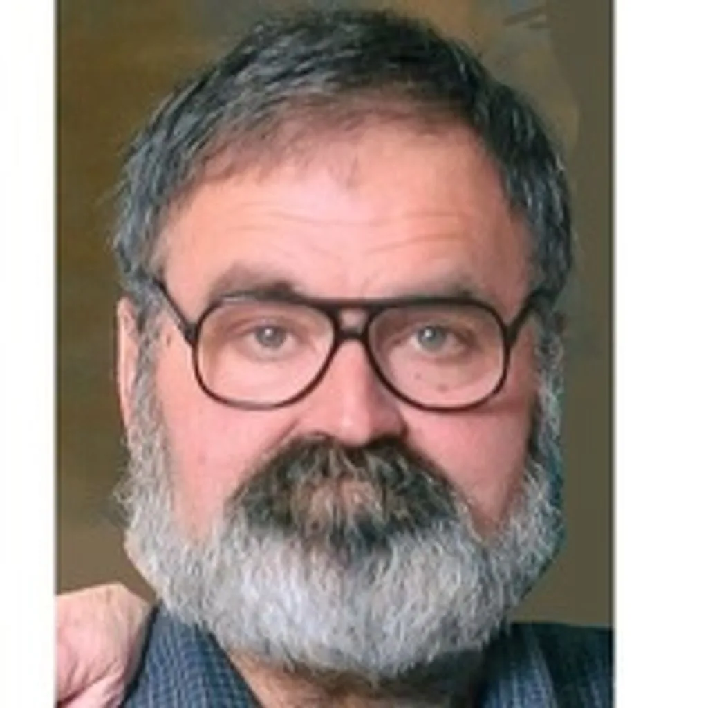 Portrait of Randy Garry