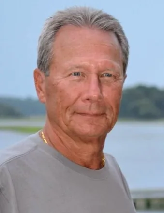 Robert W. Fischer