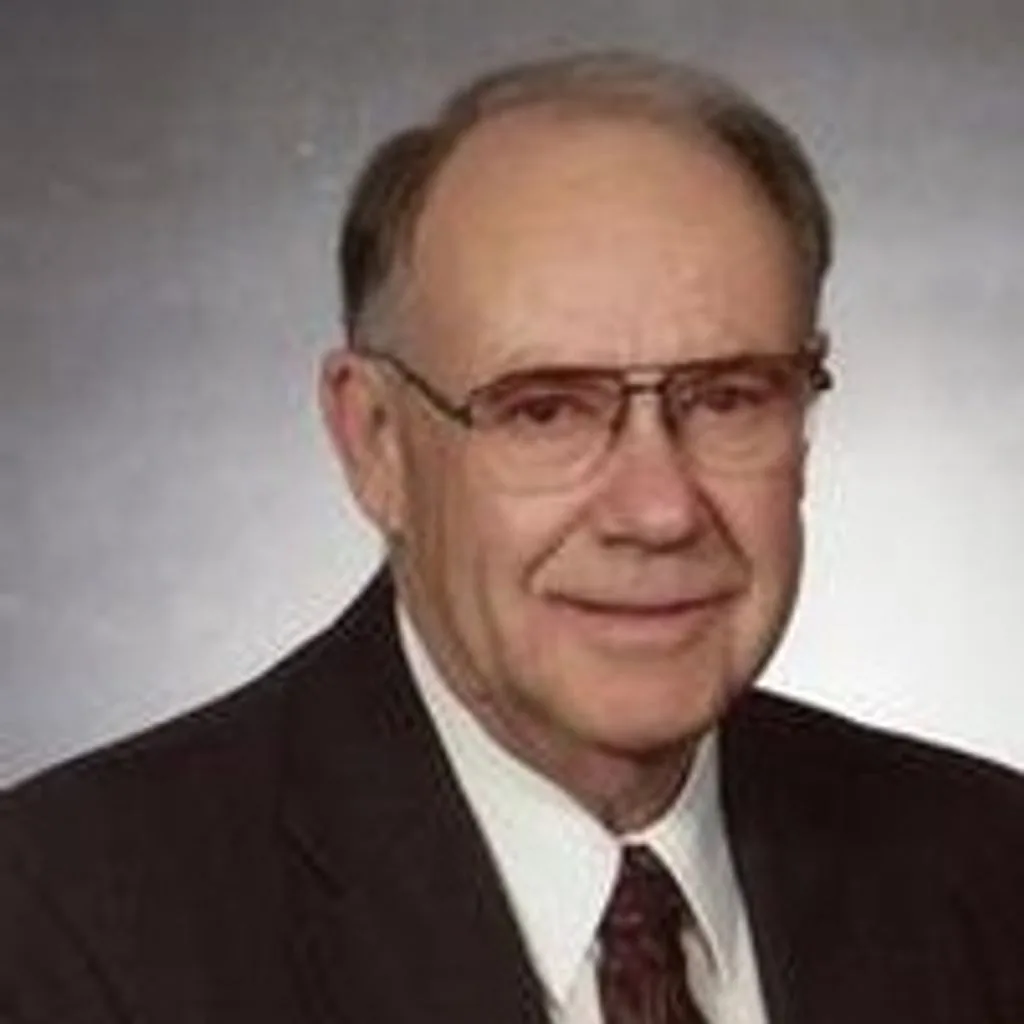 Portrait of Gary L. Richter