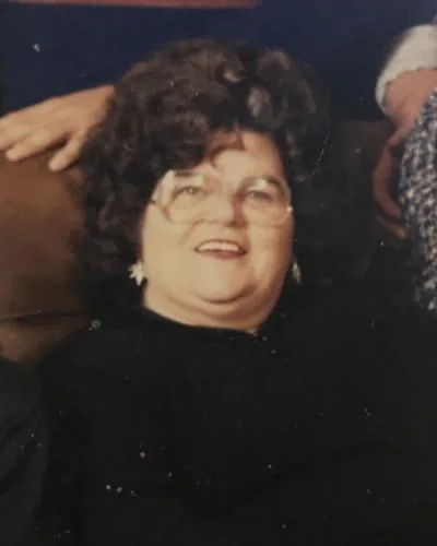 Phyllis Miller