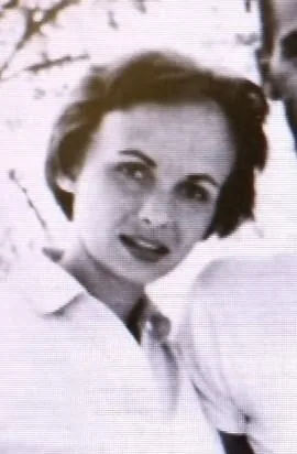 Beverly J Suarez