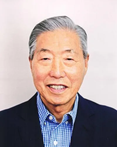 Ki Sik Lee