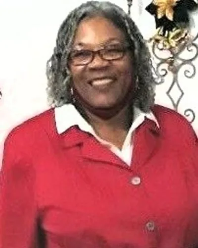 Valerie Salton-Alford