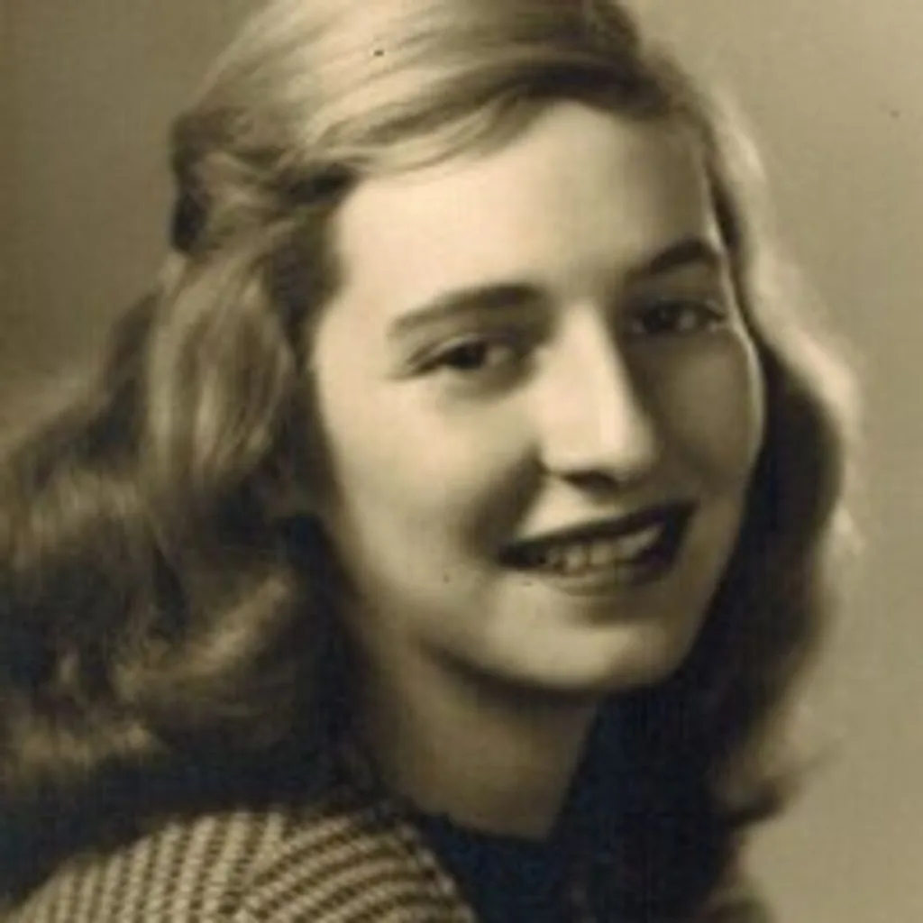 Portrait of Valerie Smith