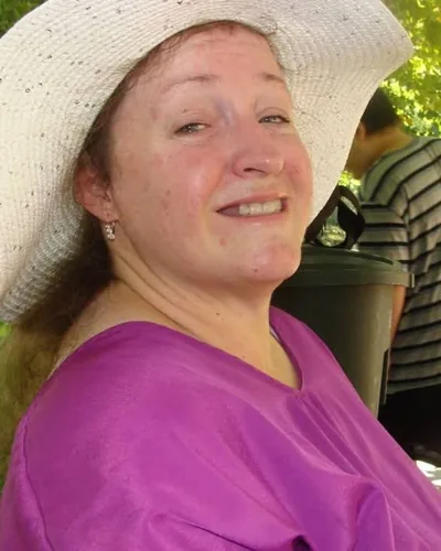 Wanda Mae Lira